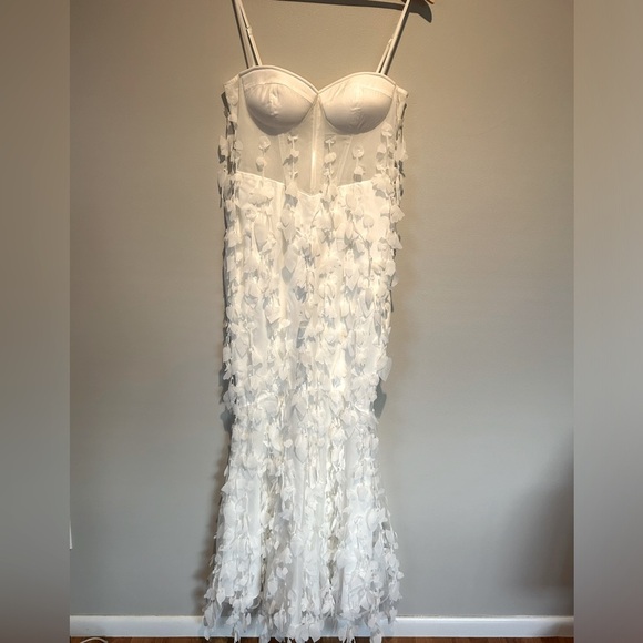 ASOS 3D luxe fringe cupped fishtail maxi dress gown in white Size 6 - Picture 2 of 15